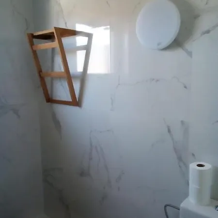 Hébergement de vacances Knusse Woning Met Tuin, 10 Min Wandelen Van Strand *